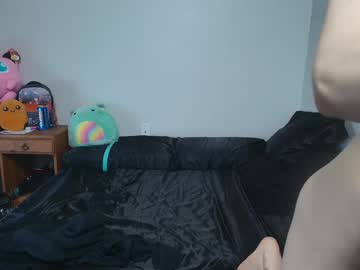 couple Sexy Cam Girls In Bikinis with katthesiren