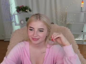 girl Sexy Cam Girls In Bikinis with nika_queen__