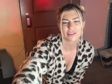 girl Sexy Cam Girls In Bikinis with chloecumz4u