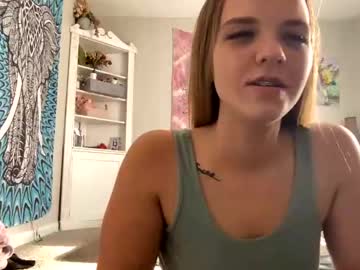 girl Sexy Cam Girls In Bikinis with olivebby02