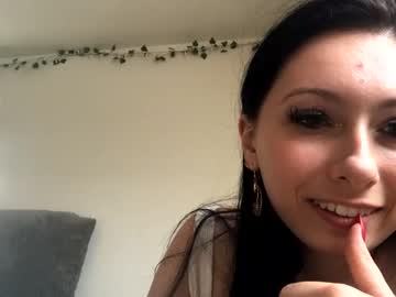 girl Sexy Cam Girls In Bikinis with xxwitchywifeyxx