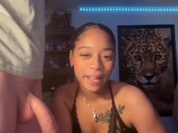 couple Sexy Cam Girls In Bikinis with lunaa_11