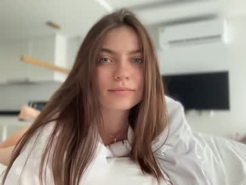 girl Sexy Cam Girls In Bikinis with kattyyy_catt