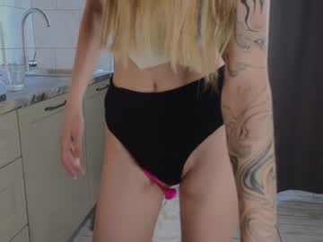 girl Sexy Cam Girls In Bikinis with anitaholmes