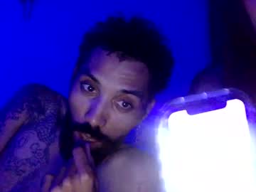 couple Sexy Cam Girls In Bikinis with croxfox