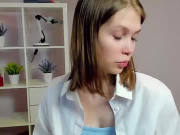 couple Sexy Cam Girls In Bikinis with maygoodsell