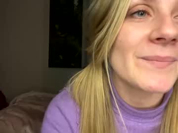 girl Sexy Cam Girls In Bikinis with millie_420