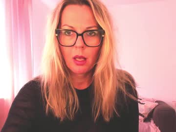 girl Sexy Cam Girls In Bikinis with esmimilf