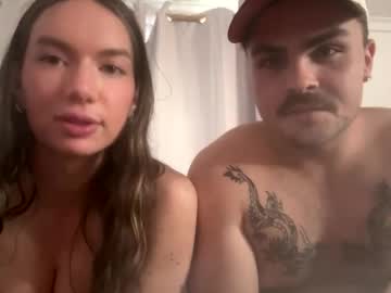 couple Sexy Cam Girls In Bikinis with snoopkittyxxx