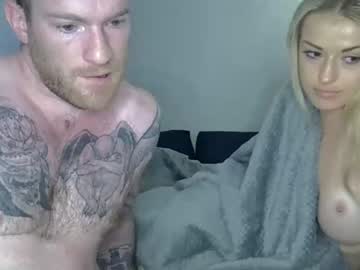 couple Sexy Cam Girls In Bikinis with mikeandhannah
