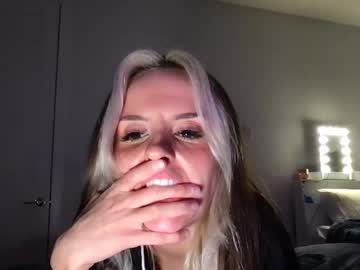 girl Sexy Cam Girls In Bikinis with chandraxo