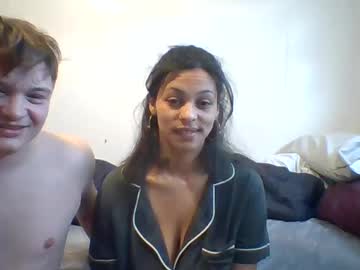 couple Sexy Cam Girls In Bikinis with bunniandbyrdd