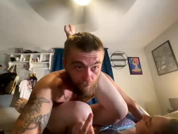couple Sexy Cam Girls In Bikinis with beauty_n_thebearded
