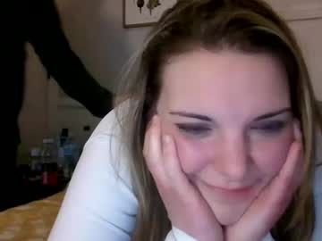 couple Sexy Cam Girls In Bikinis with jujubean_romeobaby