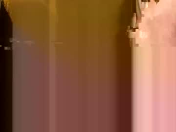 couple Sexy Cam Girls In Bikinis with darlinanddaniel
