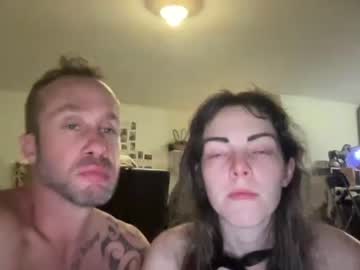 couple Sexy Cam Girls In Bikinis with mr_aus87
