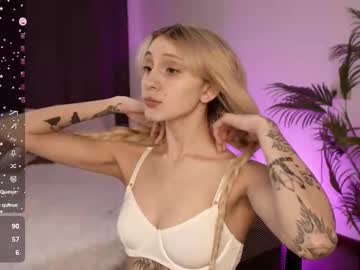 girl Sexy Cam Girls In Bikinis with ellie_lo