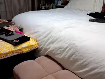 couple Sexy Cam Girls In Bikinis with sofiaeroticajoy