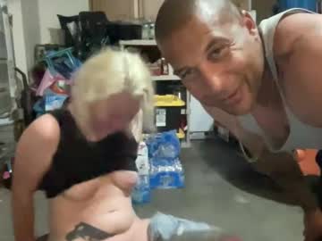 couple Sexy Cam Girls In Bikinis with xoxoshhhhh