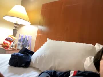 couple Sexy Cam Girls In Bikinis with yunglatincouple223