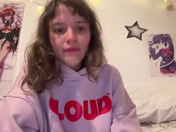 couple Sexy Cam Girls In Bikinis with pikawiii