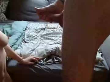 couple Sexy Cam Girls In Bikinis with segintonic